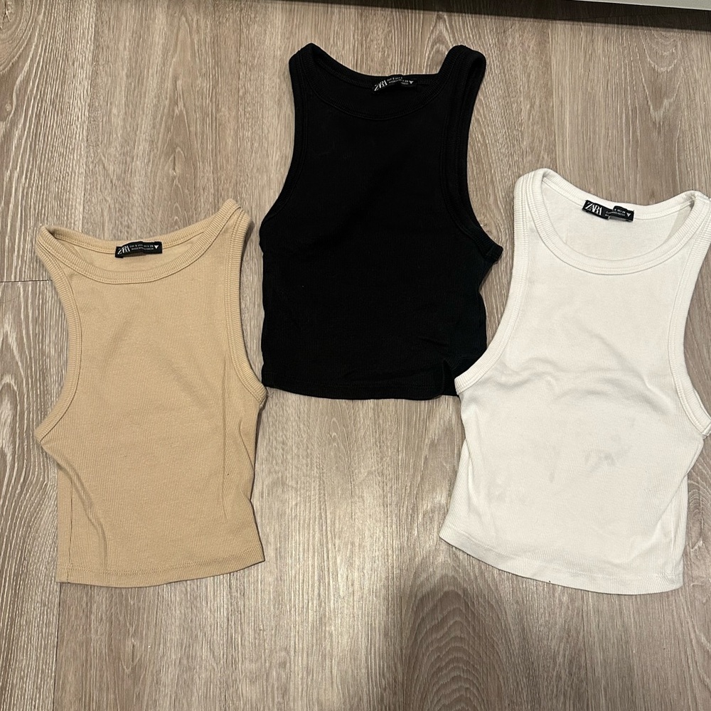 Zara Women's Tank Tops - Black, White, and Tan